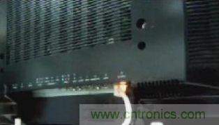 中線和地線互相接錯，產(chǎn)生打火的情況