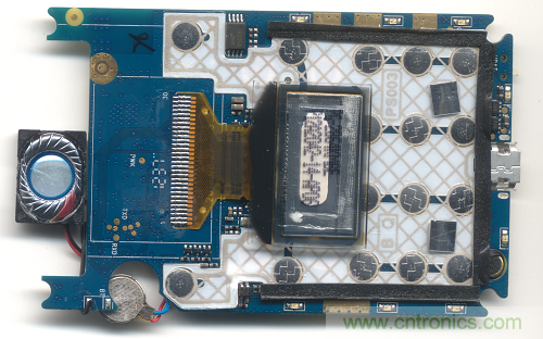 拆解探秘：售價75元的手機為什么還能盈利？