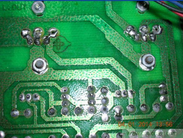 巧奪天工！大神利用山寨功放為高性價比逆變器&ldquo;穿新衣&rdquo;