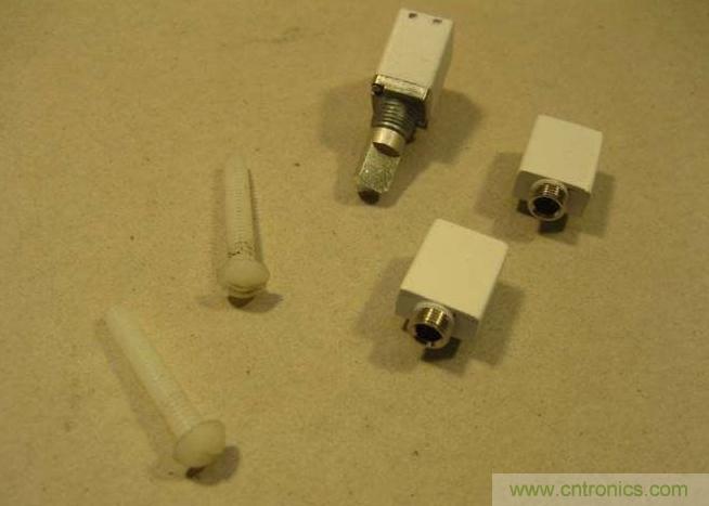 我就是這么牛！DIY IPod 耳放!