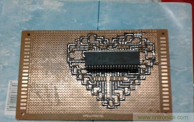 三八節(jié)將至！DIY心形LED流水燈！你們懂的~