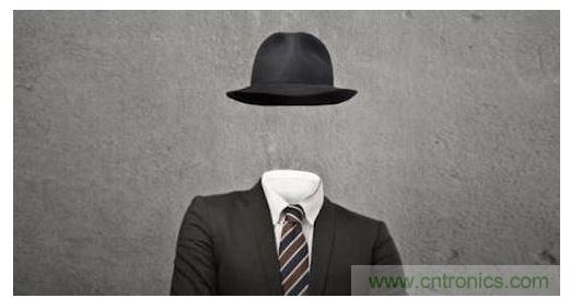 式隱形斗篷利用主動(dòng)式組件與被動(dòng)式超穎材料，可望進(jìn)一步縮減斗篷尺寸，使其更適合個(gè)人使用