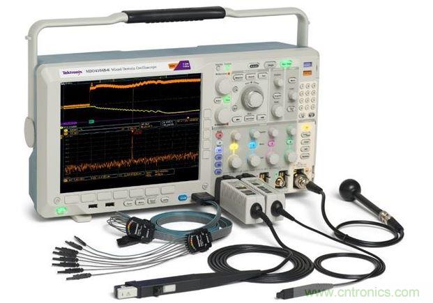 混合域示波器(MDO)將頻譜分析儀、示波器和邏輯分析儀組合在一臺儀表內(nèi)，可以從全部三臺儀器中產(chǎn)生同步的而且與時間關(guān)聯(lián)的測量結(jié)果。圖中顯示的是泰克公司的MDO4000B。