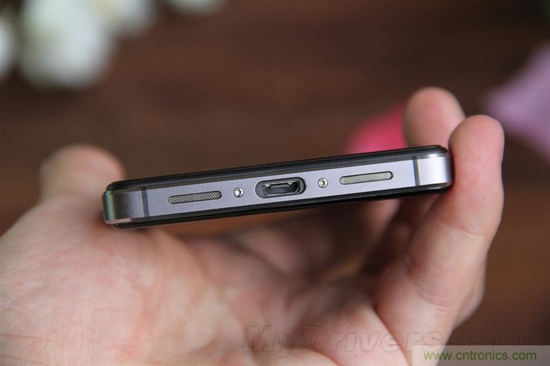 無邊框的 nubia Z9 ，一款既有驚喜，又有驚艷的智能手機