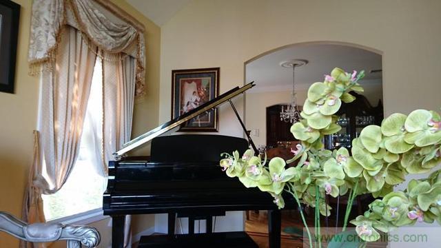 傳奇索尼，憑借Sony Xperia Z5能否在移動市場奪得一席之地？