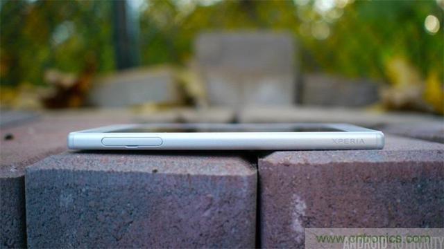 傳奇索尼，憑借Sony Xperia Z5能否在移動市場奪得一席之地？