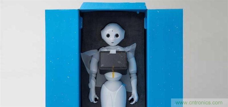 拆解筆記本不過癮，那就來拆拆日本情感機器人吧！