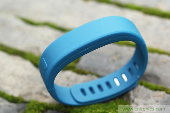 咕咚智能手環(huán)2上手評(píng)測(cè)：功能齊全，細(xì)節(jié)欠缺