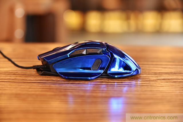 左手寫愛，右手寫他&mdash;&mdash;從此鍵盤鼠標不分家！