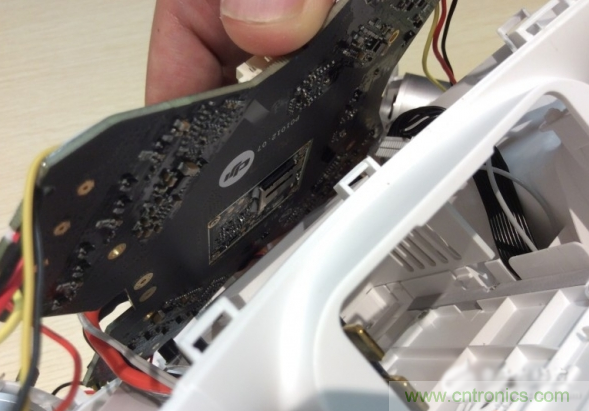 真飛機(jī)拆不著，那就來拆拆無人機(jī)&ldquo;鼻祖&rdquo;大疆吧！