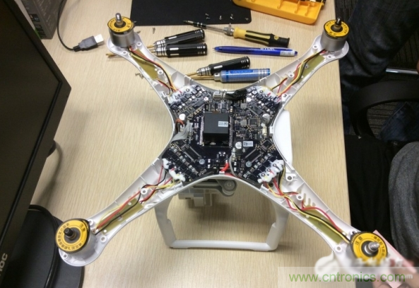 真飛機(jī)拆不著，那就來拆拆無人機(jī)&ldquo;鼻祖&rdquo;大疆吧！