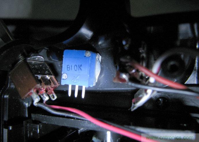 無人機 DIY 制作全過程，酷得不要不要的！