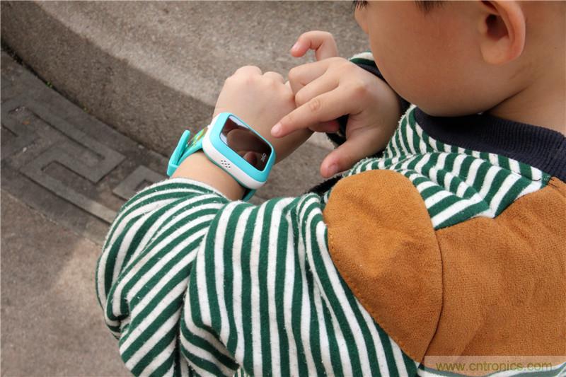 別讓《失孤》重演，360兒童手表幫你定住家中小頑童！