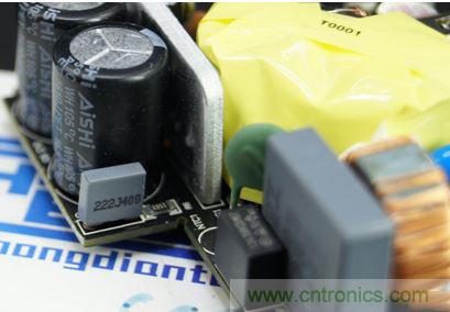 69元小米4口USB充電器詳細拆解，看完你也能DIY一個