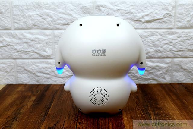 &ldquo;爸爸再不陪我，我就長(zhǎng)大了&rdquo;&mdash;&mdash;小騰機(jī)器人