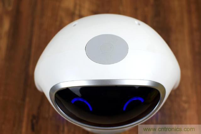 &ldquo;爸爸再不陪我，我就長(zhǎng)大了&rdquo;&mdash;&mdash;小騰機(jī)器人