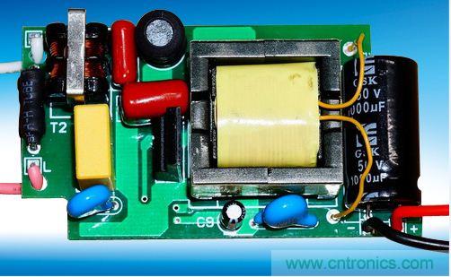 LED驅(qū)動電源的分類、選擇及使用注意事項