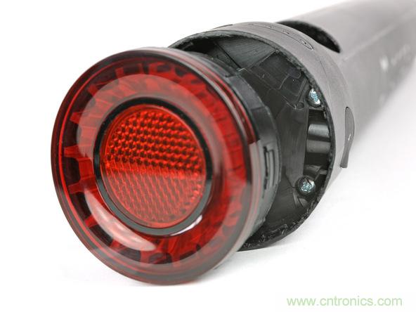 從電池到傳感器，完整拆解小米智能自行車