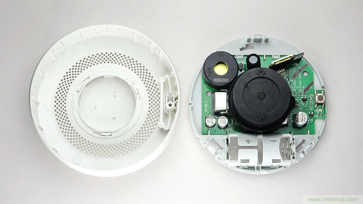 小米煙霧報警器拆解：一顆電池可用五年是如何做到的？