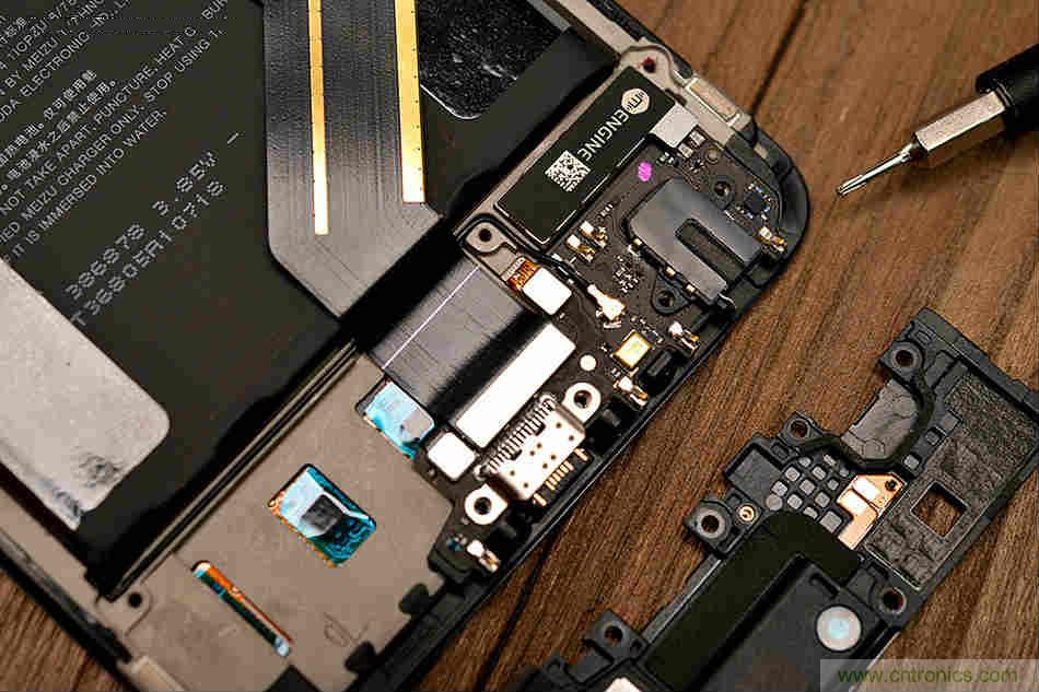 拆解魅族15 Plus：玩轉(zhuǎn)了新概念，但其工藝究竟如何？