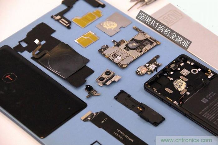 堅(jiān)果R1拆解：內(nèi)部設(shè)計(jì)究竟如何？