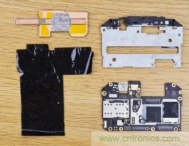 拆解黑鯊手機(jī)：多級(jí)直觸一體式液冷系統(tǒng)有什么門(mén)道？