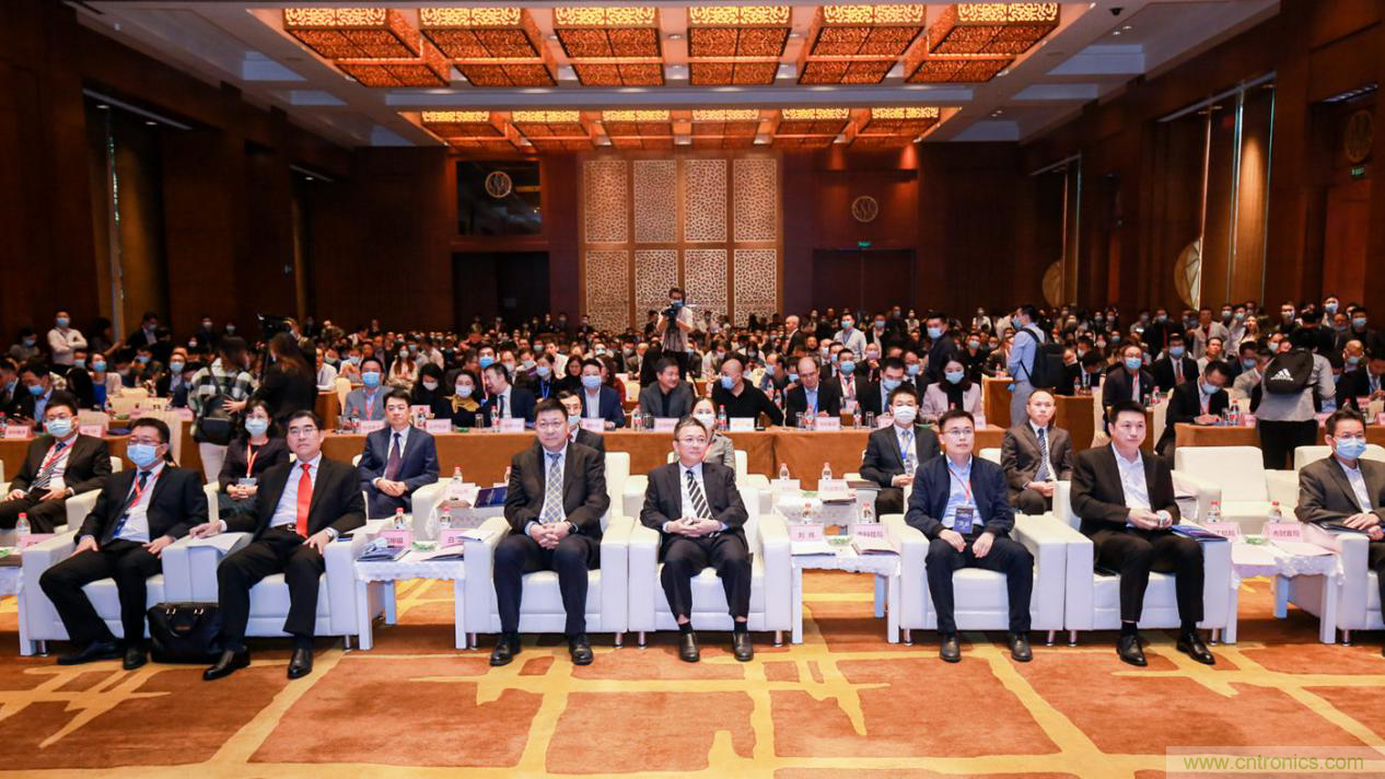 2020年松山湖功能區(qū)投資推介會成功舉辦，攬資350億發(fā)力新經(jīng)濟新產(chǎn)業(yè)