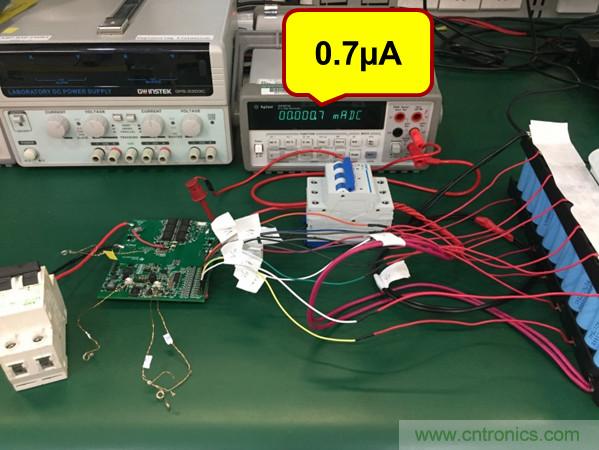 為電動(dòng)自行車和電動(dòng)摩托車提供續(xù)航時(shí)間更長(zhǎng)的13S、48V鋰離子電池組